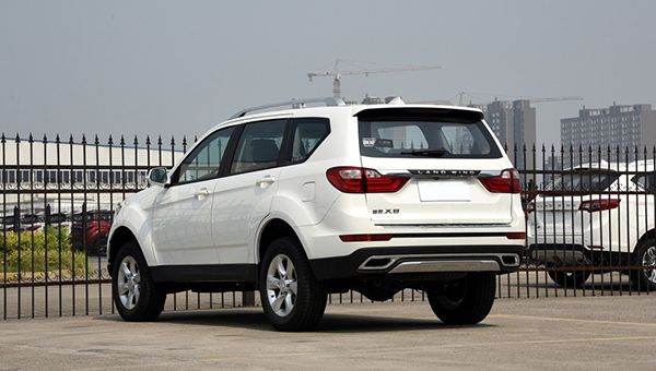 最亲民的越野车 这三款硬派suv只要五万块钱起