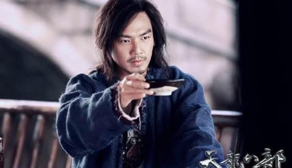 萧峰和金部落的首领完颜阿骨打结义,两人是患