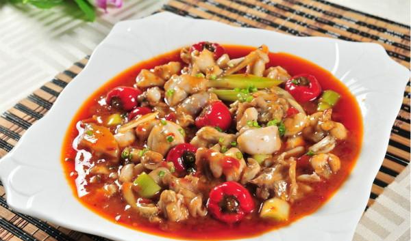 川渝经典——泡椒牛蛙 川菜馆人气美食的家常做法