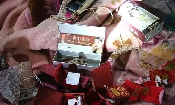 参与盗窃的李某文,钟某来,吕某龙,黄某辉,罗某聪,陈某汉,陈某7名嫌疑