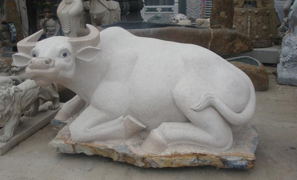 城市园林雕塑石雕牛的寓意