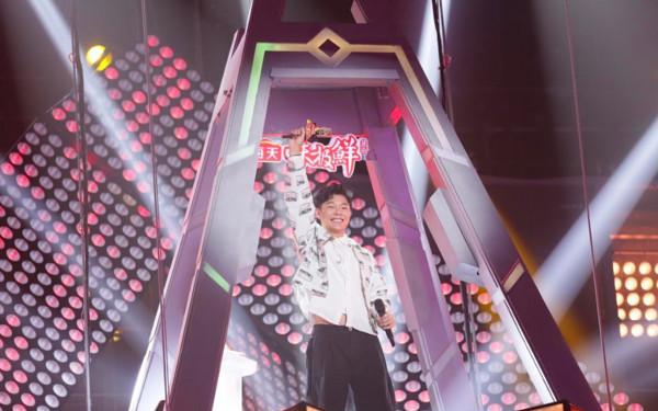 叶秉桓暖唱《小半》战胜莫文蔚!华晨宇狂赞:太爱好你了