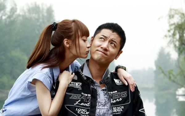 38岁任重生活近照,当红时助朋友被黑多年,现憔悴孤独人消瘦