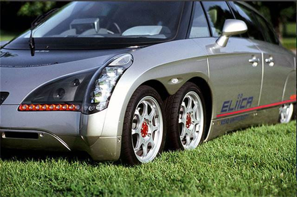 比保时捷911还快的8轮跑车 有钱也不一定买得到!