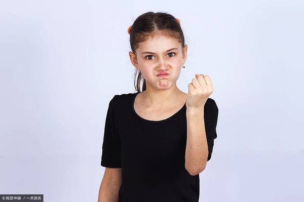 孩子爱发脾气不是不懂事,是这些方面出了问题!(附解决办法)