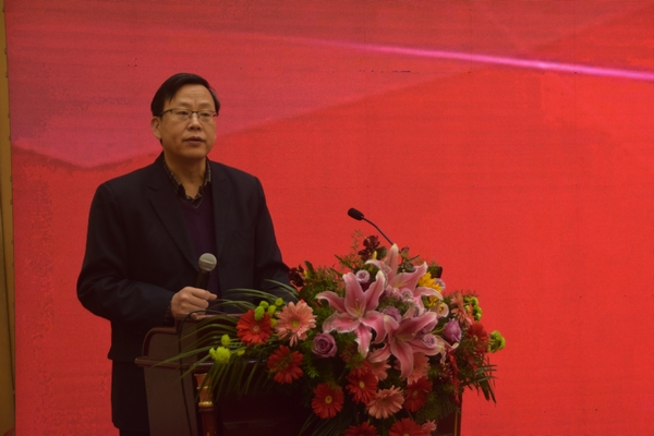 中国服装协会裤业专委会2017年度工作会议在石家庄召开