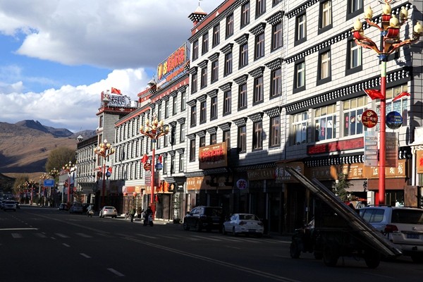 稻城一个高海拔的县城