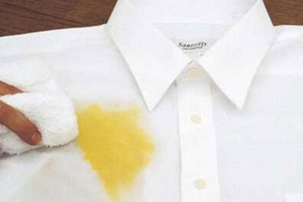 衣服上的油渍怎么洗?衣服油渍清洗小妙招|油渍|衣服|洗洁精_新浪新闻