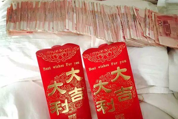 小舅子借十万,丈母娘主动给写欠条,半年后我大呼上当