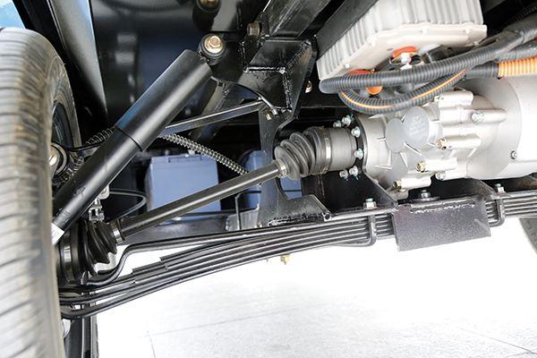 价格不到3万,却配有前后独立悬架4轮盘刹的电动汽车你知道么?