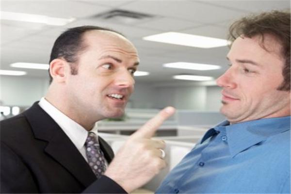 职场中, 耿直的人也能赢得领导认可!