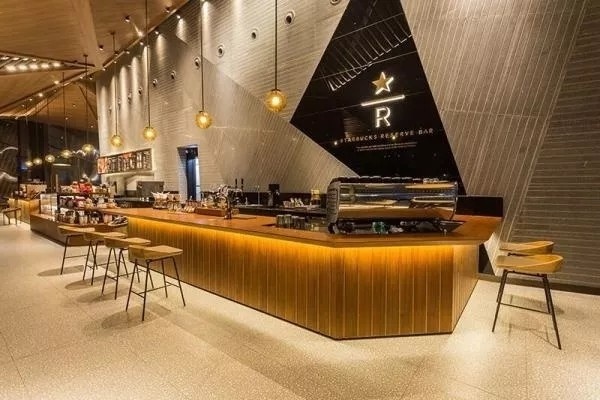 位于中国传统文化底蕴浓厚的古都的星巴克西安鼓楼店可谓是中国传统文