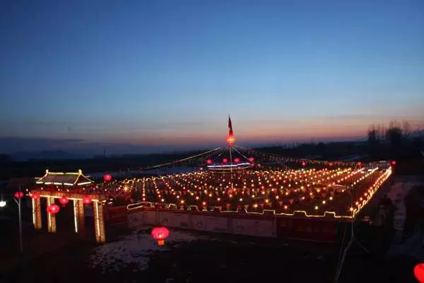 观景黄河 品味山西丨九曲黄河灯阵