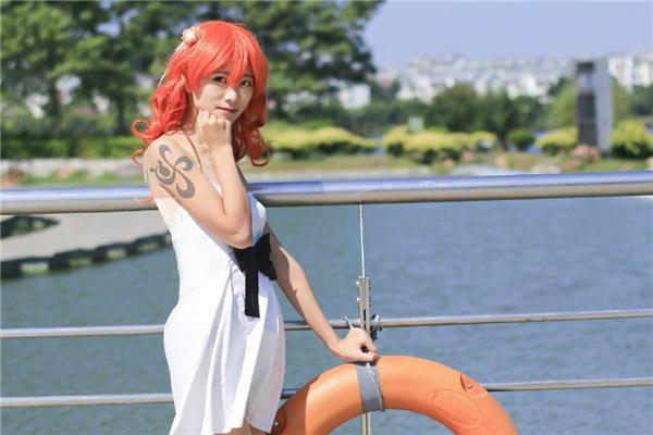 海贼王娜美cosplay新片乍一看还真以为是个男的