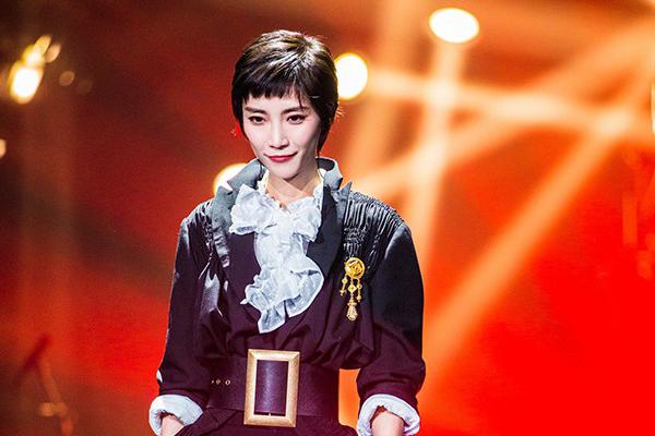 苏诗丁抒怀演绎《舍离断》 突破性挑战古韵中国风