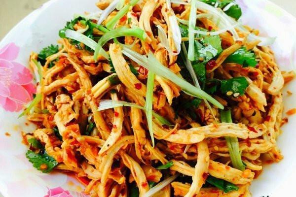 学会这道麻辣鸡丝,鲜香辣爽最下饭|油泼|蚝油|辣椒_新浪新闻