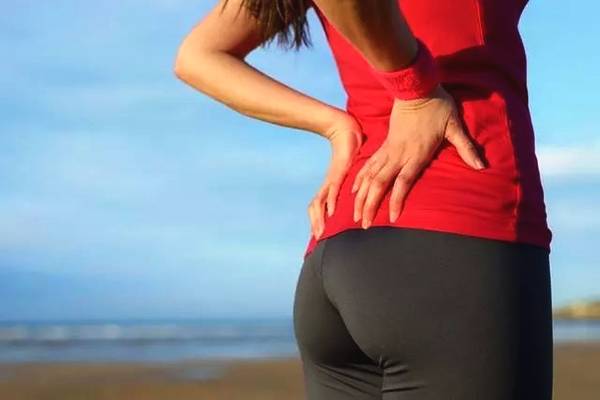 如何看出女人生没生过小孩瞄一眼她身体这四个地方就明白