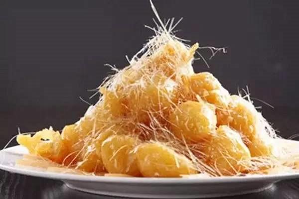 还真没吃过拔丝汤圆.