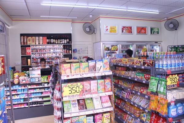 城市生活中的便利之光——身边的便利店