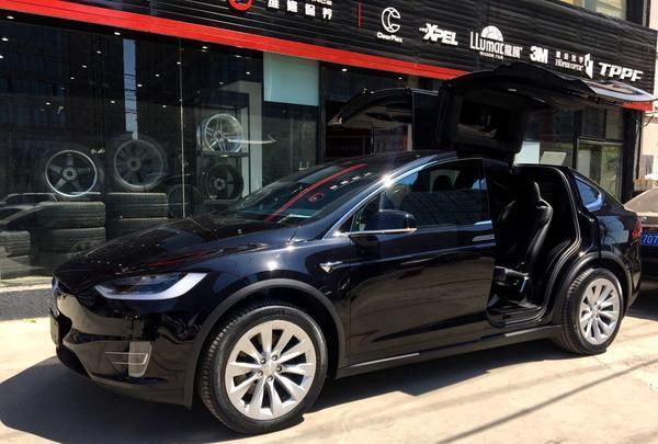 特斯拉 model x 超凡出眾 加速最快非限量版量產車型