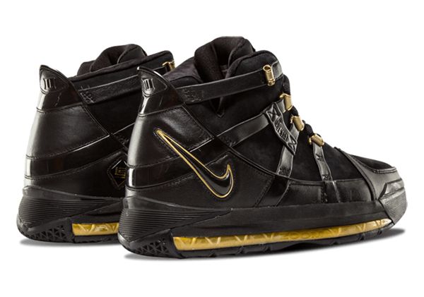 詹姆斯三代战靴lebron3将于2018年10月复刻