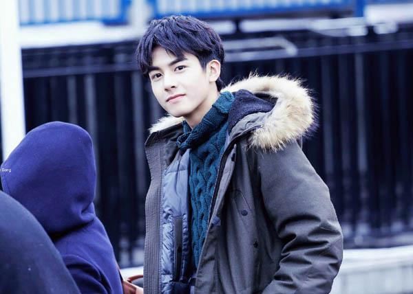 宋威龙是怎么突然火的?宋威龙现在读高中还是