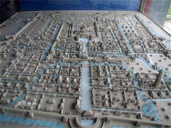 河南开封 商业化鼎盛时期的北宋皇城遗址