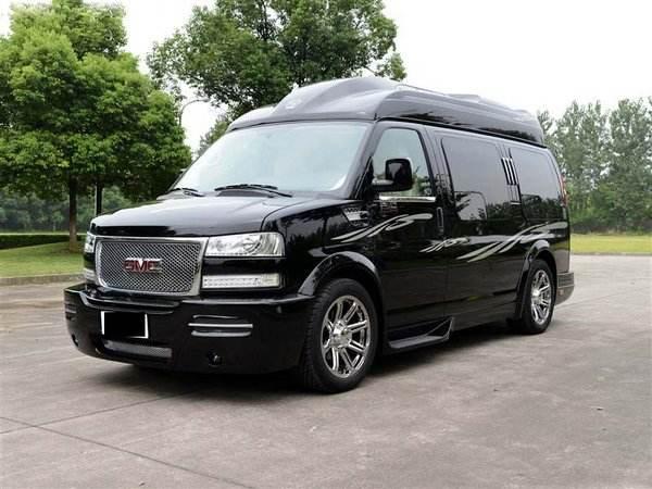 黄晓明穿了2年的拖鞋又成了焦点贾乃亮爆料自愧不如