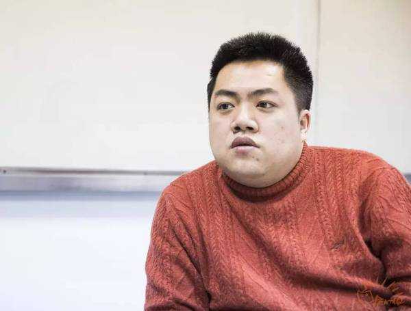 网游榜风暴英雄热度暴涨 黄旭东:风暴要火 网友:你闭嘴!