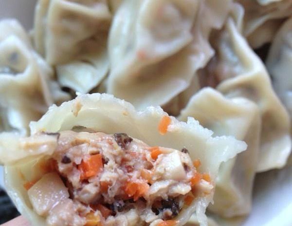 妈妈爱不释手,营养搭配全面,胡萝卜香菇肉饺子!