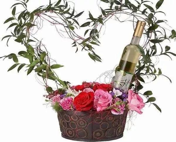 花草红酒减肥偏方:一晚一杯,瘦脸,瘦腿,瘦腰腹!