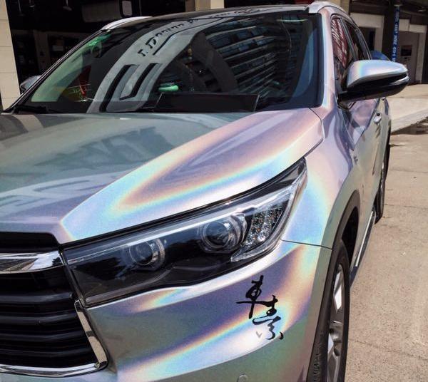 丰田汉兰达汽车改色镭射银车身贴膜效果图