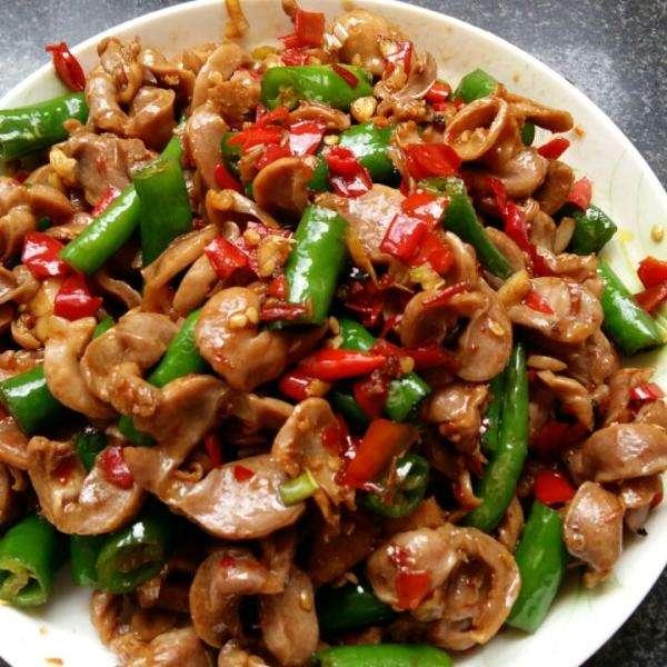 辣炒鸡胗, 脆嫩有嚼劲, 做法简单, 很下饭是关键!