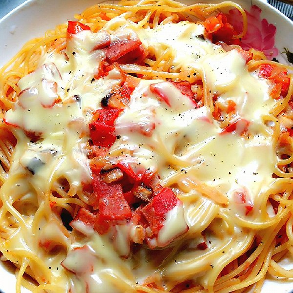 网红火鸡面太辣了吃不下,简单的几部变身美味的芝士焗面