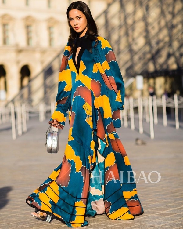 高饱和撞色看头十足100张街拍让你2018不再为穿搭犯愁