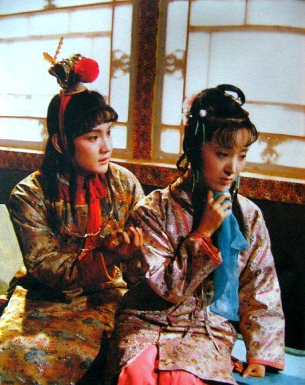 《红楼梦》里林黛玉与贾宝玉一次吵架,宝二爷碎了五脏