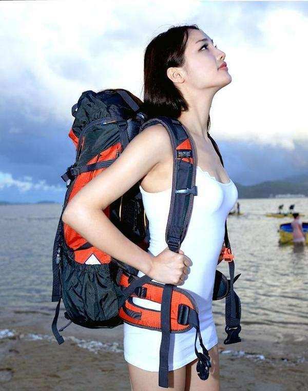 为什么现在川藏线上的"穷游女"们越来越难搭到车了?