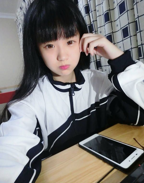 杨清柠吐槽付守东,方丈为其出招,杨清柠或成为快手最纯洁的女人