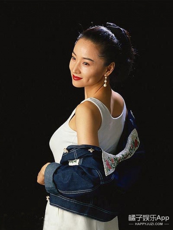 【好久不见】18年了,《绝代双骄》里的邀月宫主,现在竟然长这样!