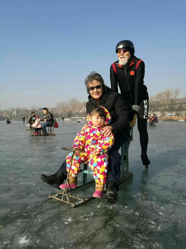 82岁王德顺晒夫妻甜蜜照50年如一日王思聪这才是真正的秀恩爱