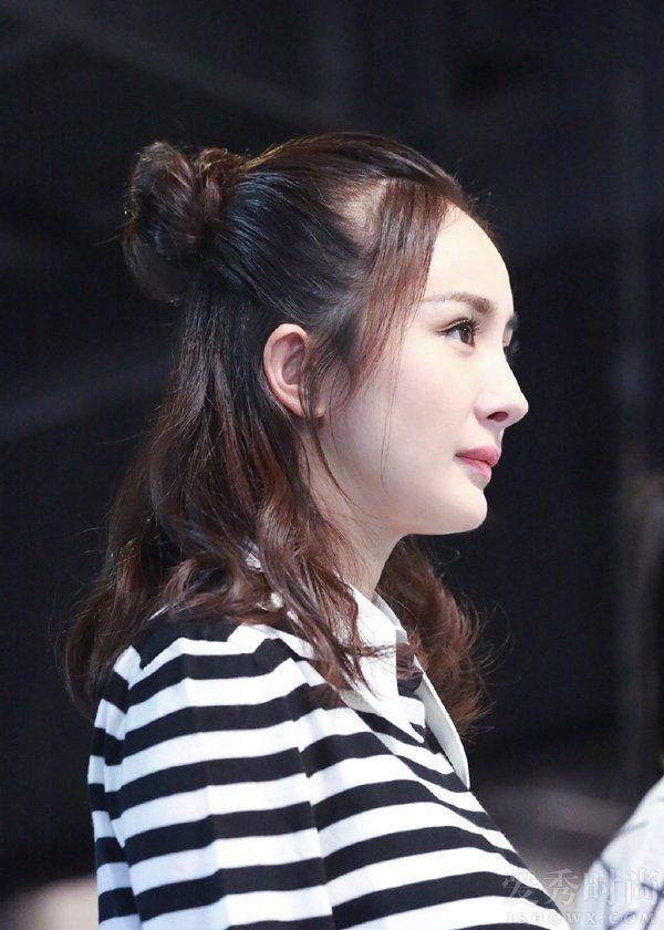 女星丸子头造型大比拼,网友纷纷表示:丽颖最可爱!