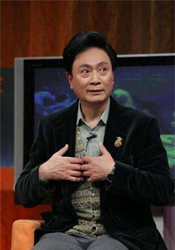 明星相册:没有重名,梁波罗年届八旬仍然帅(图)