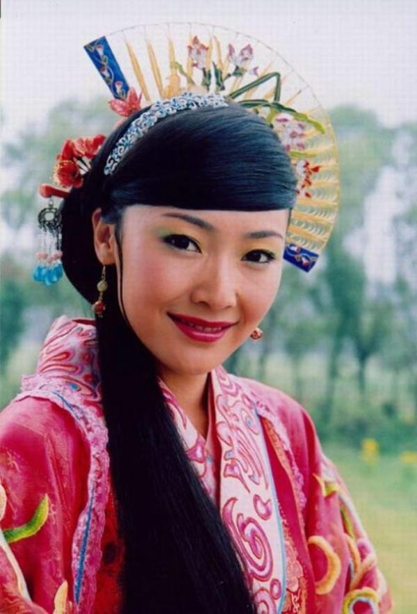 "半面妆"和"半老徐娘"两个典故的由来