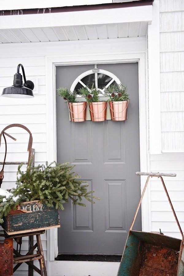 圣诞节来啦,门前要好好装饰,这些装饰设计很受欢迎哦