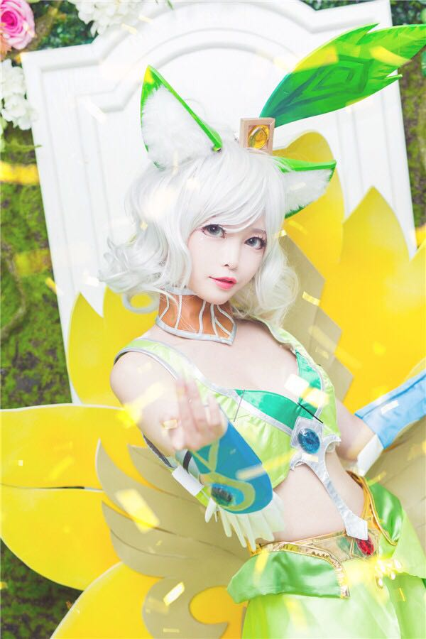 王者荣耀真人版cos饰演妲己热情桑巴!