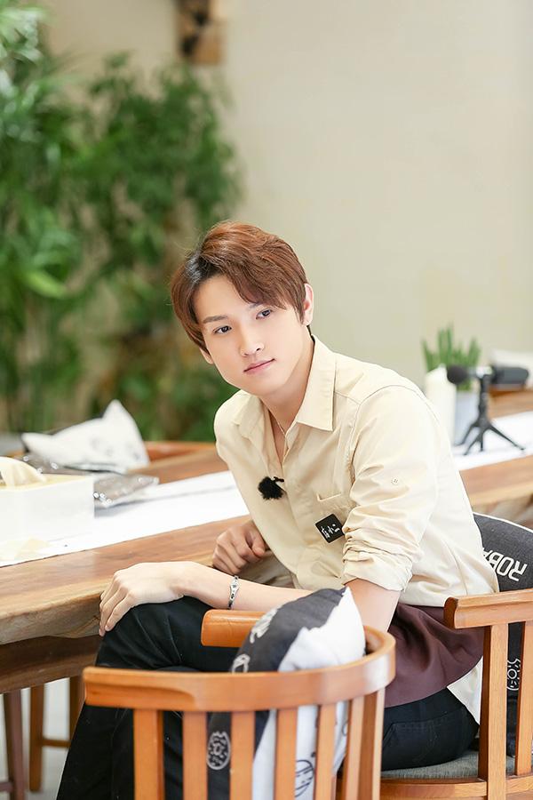 《青春旅社》催泪收官王源景甜感悟友谊 众人获成长与公益同行