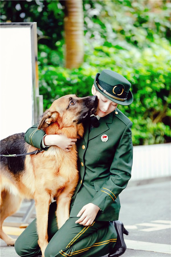 《奇兵神犬》收官 张馨予艾勒薇斯人犬情谊深厚引共鸣