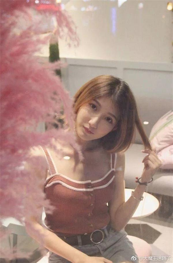 lpl新解说纷纷亮相一大波可爱小姐姐来袭