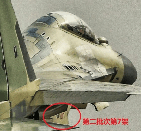 最近 我国歼16最新改进曝光 立马成为2018年最火热的军事话题