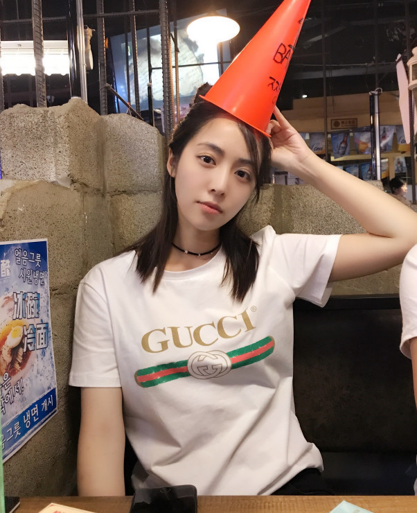 她曾是"中戏校花",受杨幂力捧3年5部戏都没红,颜值不输热巴!